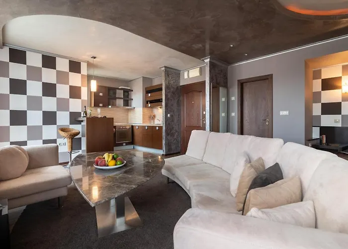 Suncity Center Apartment *